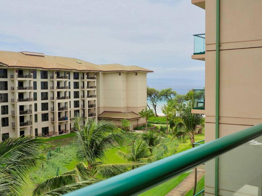 Ocean View One Bedroom At Honua Kai!! Lahaina Bagian luar foto