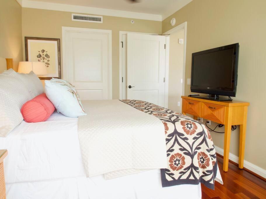 Ocean View One Bedroom At Honua Kai!! Lahaina Bagian luar foto