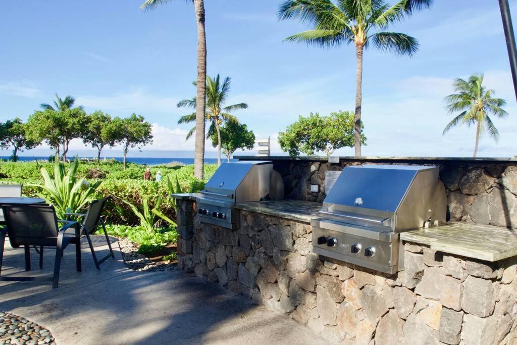Ocean View One Bedroom At Honua Kai!! Lahaina Bagian luar foto