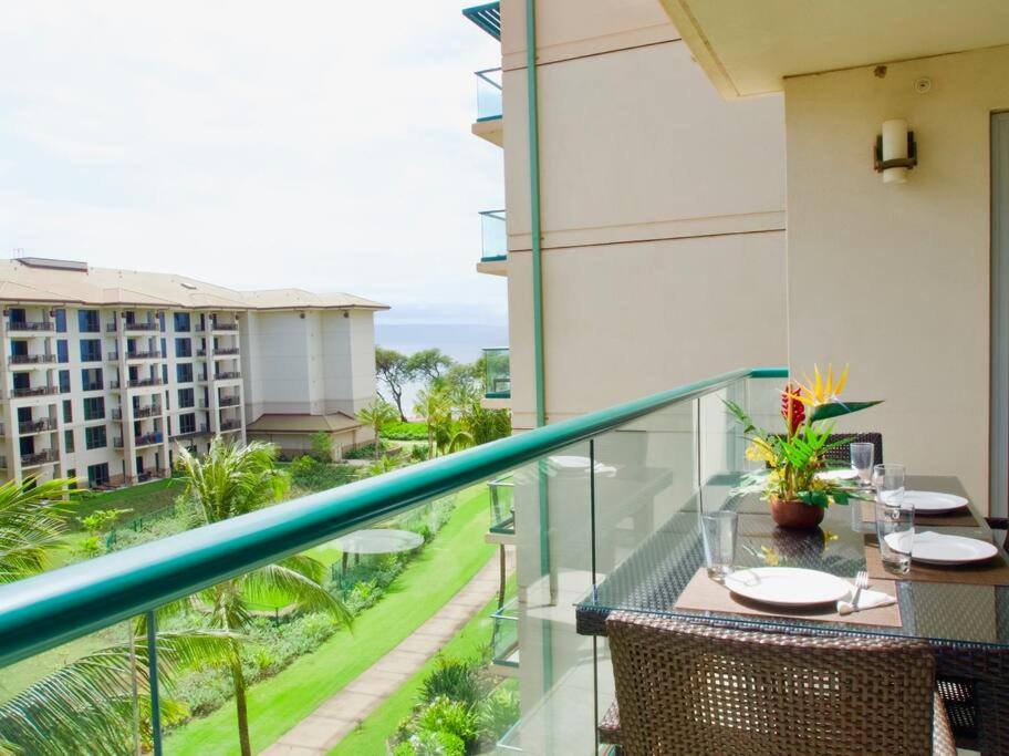 Ocean View One Bedroom At Honua Kai!! Lahaina Bagian luar foto