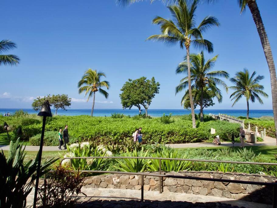 Ocean View One Bedroom At Honua Kai!! Lahaina Bagian luar foto